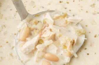 Gradual Cooker White Rooster Chili